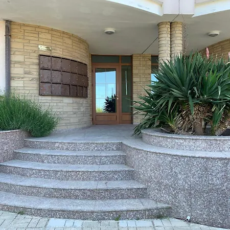 شقة Magic Sea View تساريفو