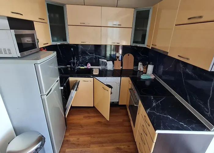 Magic Sea View تساريفو