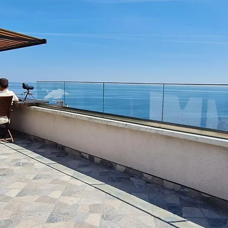 公寓 Magic Sea View *